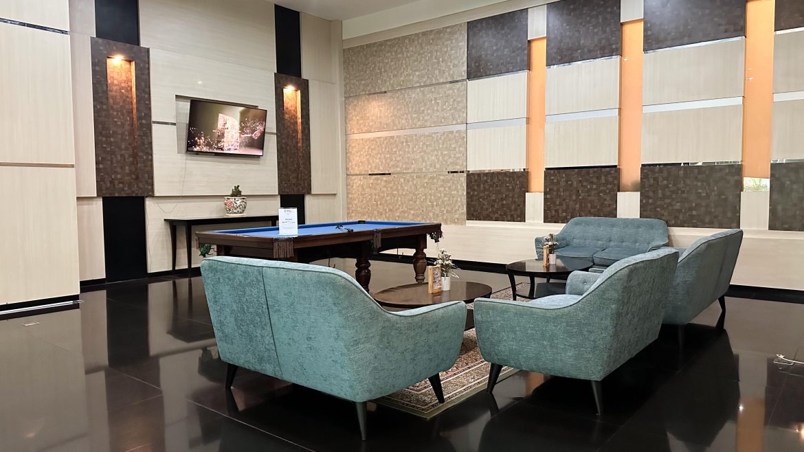 Lobby Lounge​